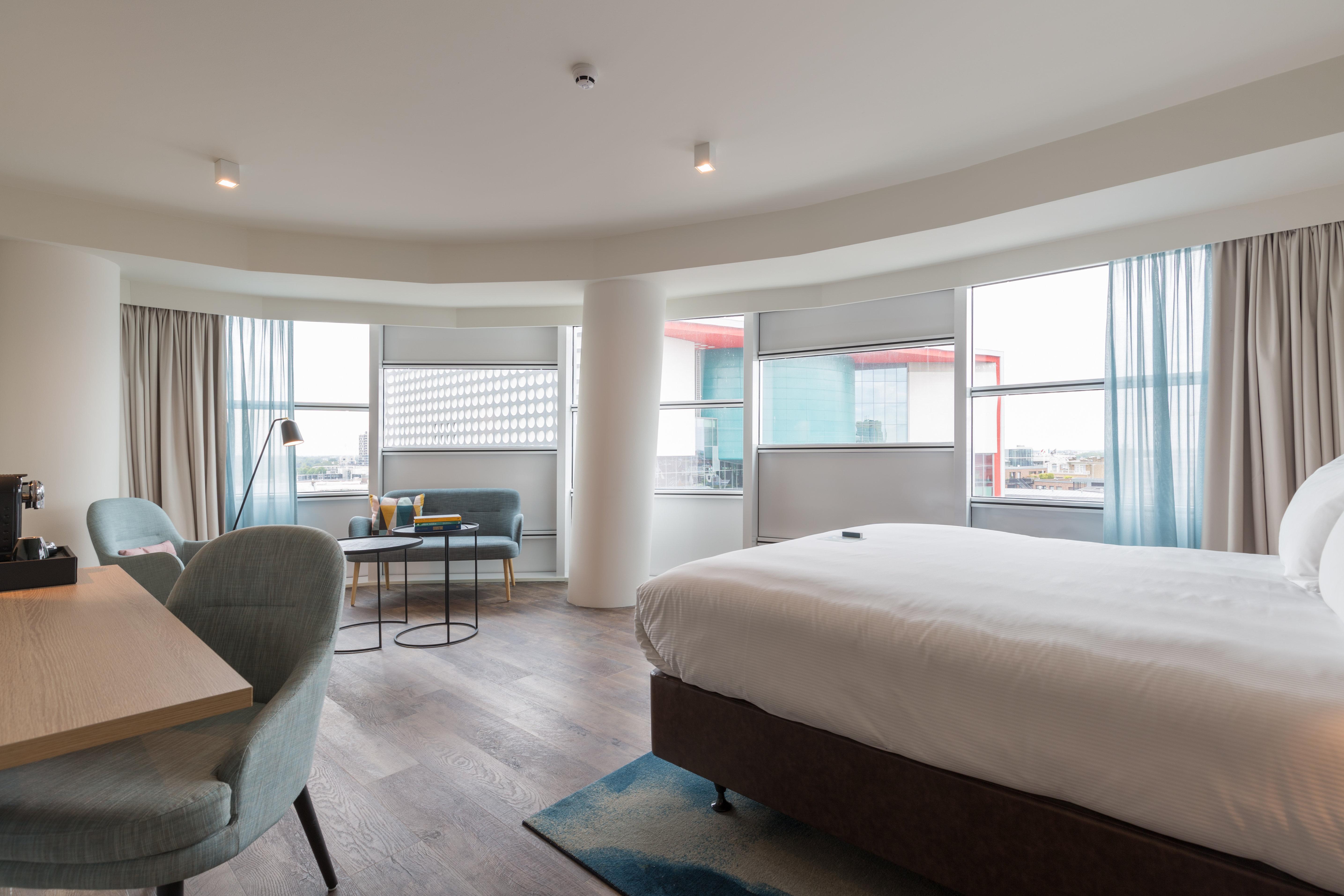 คราวน์ พลาซา อูเทรคต์ - เซ็นทรัล สเตชั่น Hotel ภายนอก รูปภาพ